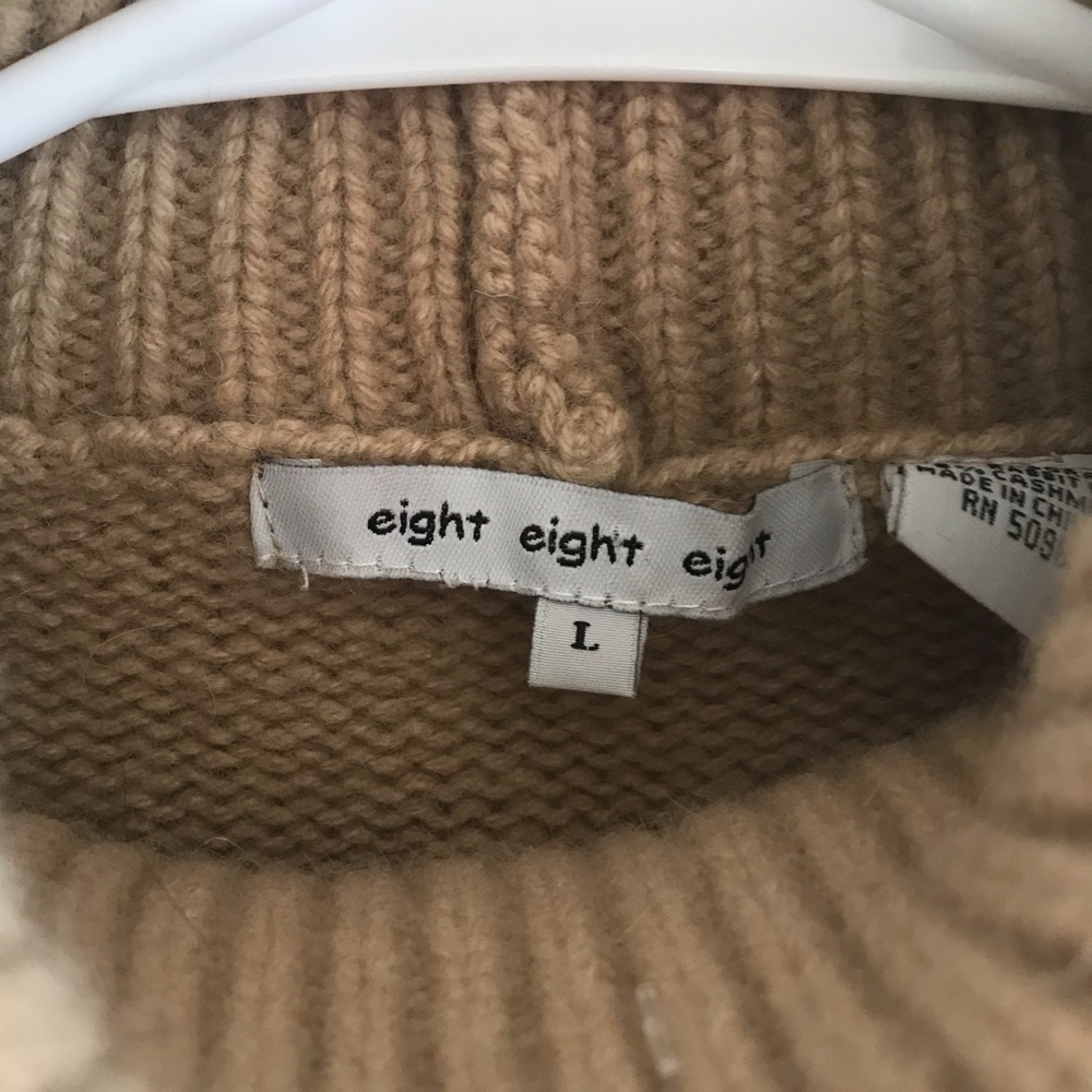 Wool Sweater, Beautiful Pattern. - Picture 3 of 5